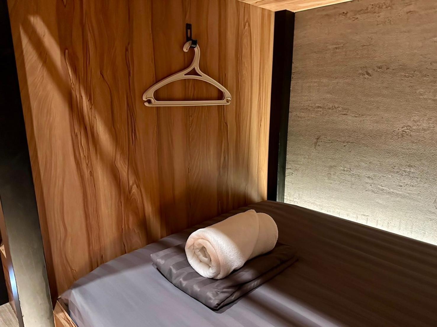Niece Hostel Phuket - Sha Extra Plus Esterno foto
