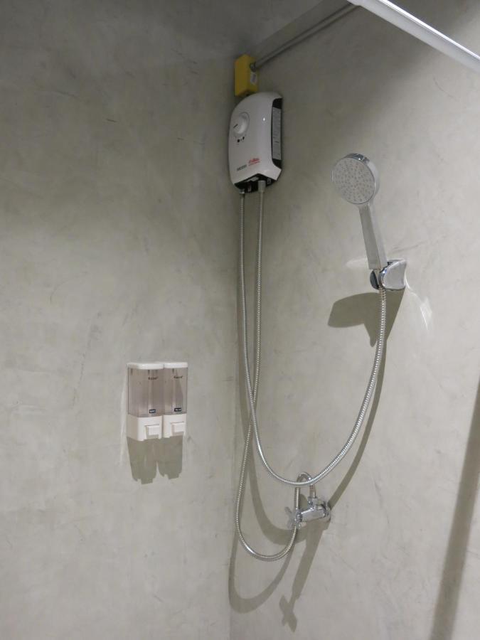 Niece Hostel Phuket - Sha Extra Plus Esterno foto