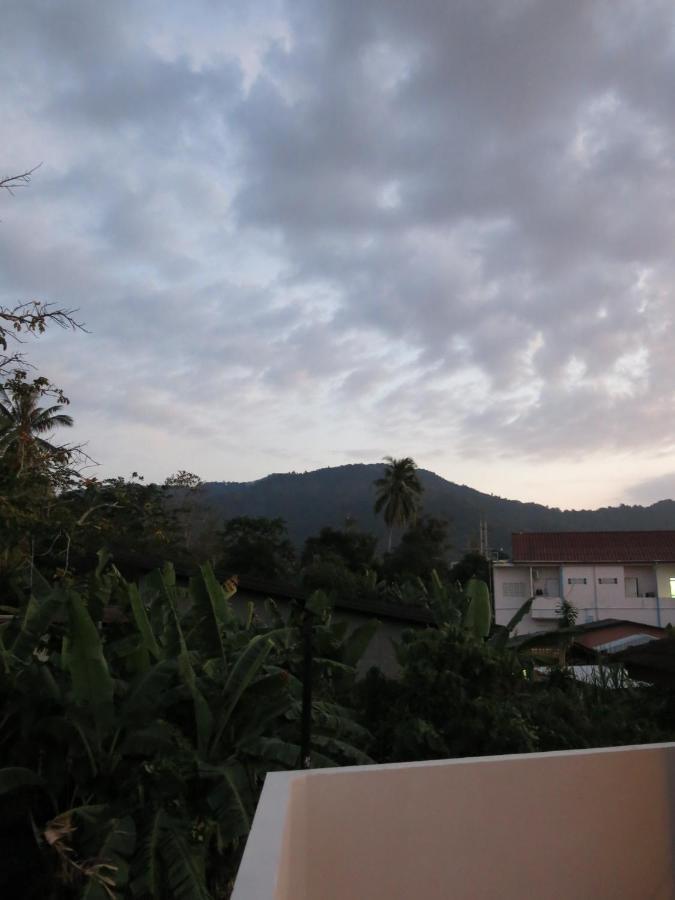 Niece Hostel Phuket - Sha Extra Plus Esterno foto